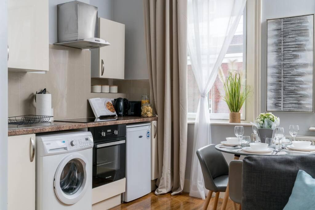 Cozy 1 Bed For 4 Paddington Apartman London Kültér fotó